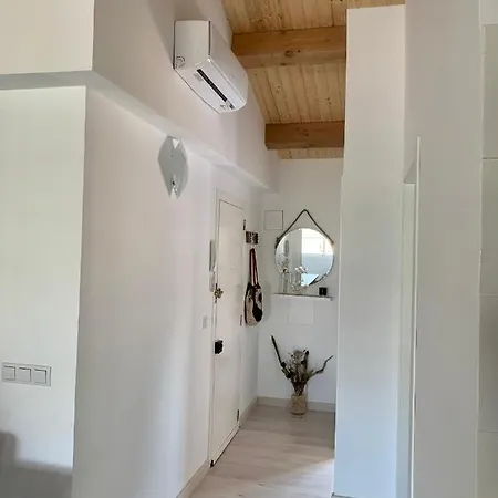 Apartamento Flat In Centre - 5 Mins From Old Town And Train Station *