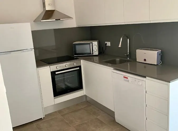 Διαμέρισμα Flat In Centre - 5 Mins From Old Town And Train Station *