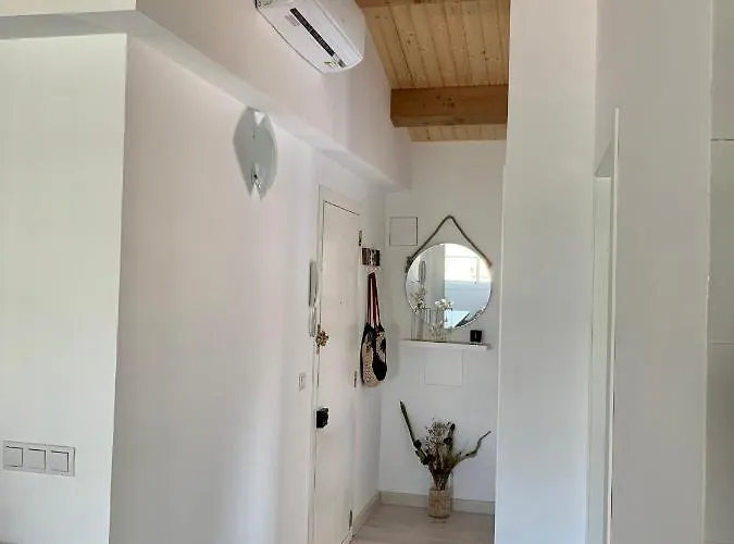 Daire Flat In Centre - 5 Mins From Old Town And Train Station *